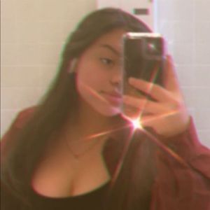 Meet your Posher, Yuli